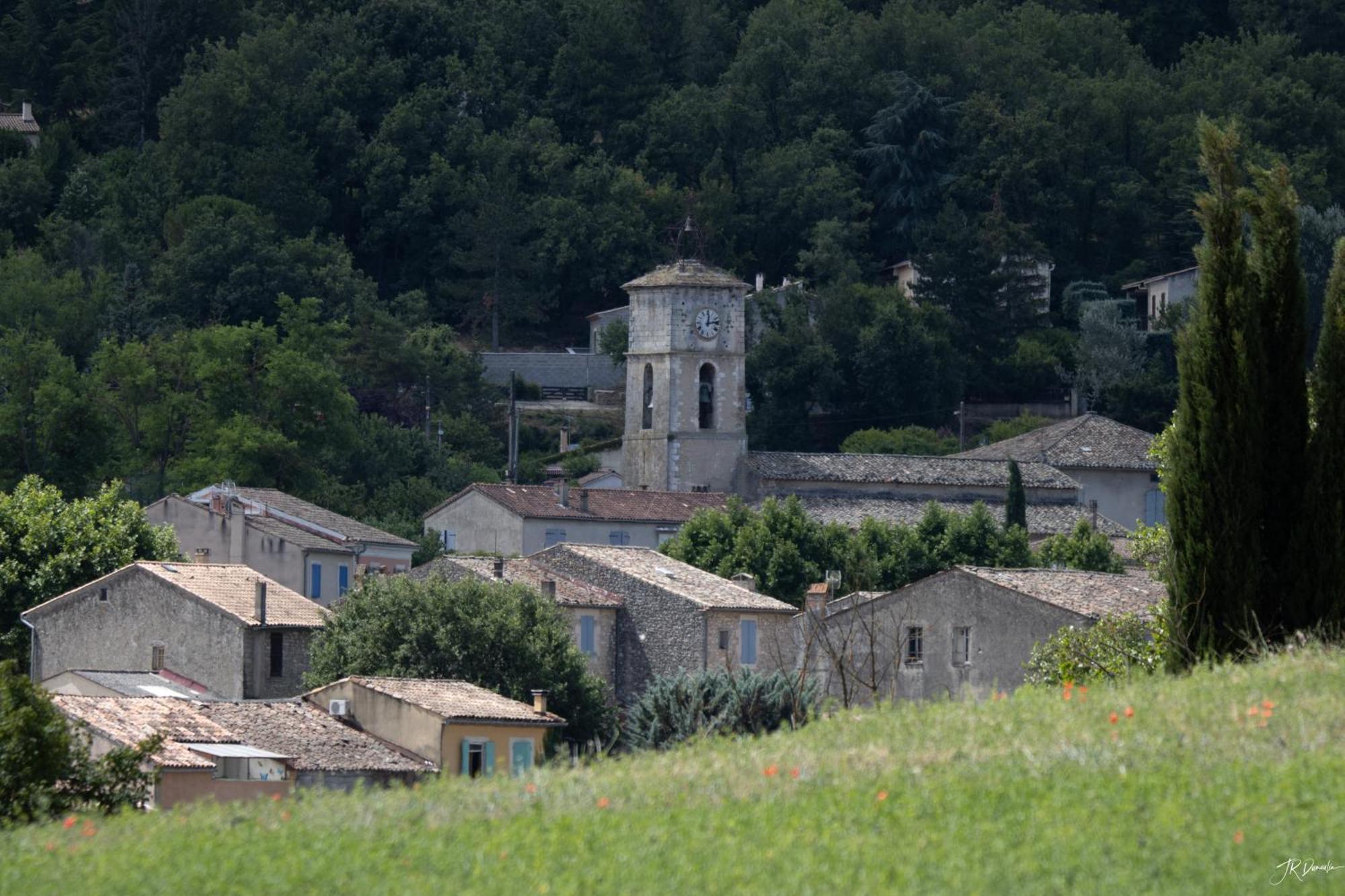 Studio Dans Le Luberon Cereste ภายนอก รูปภาพ